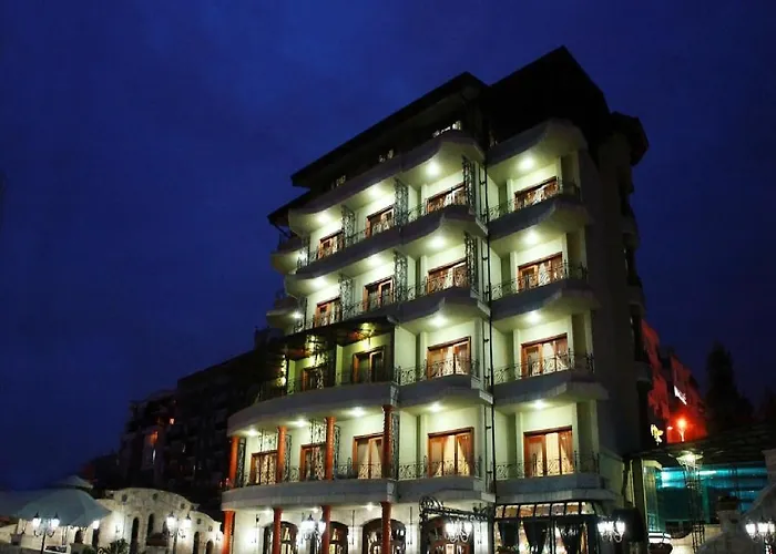 Dinasty Hotel