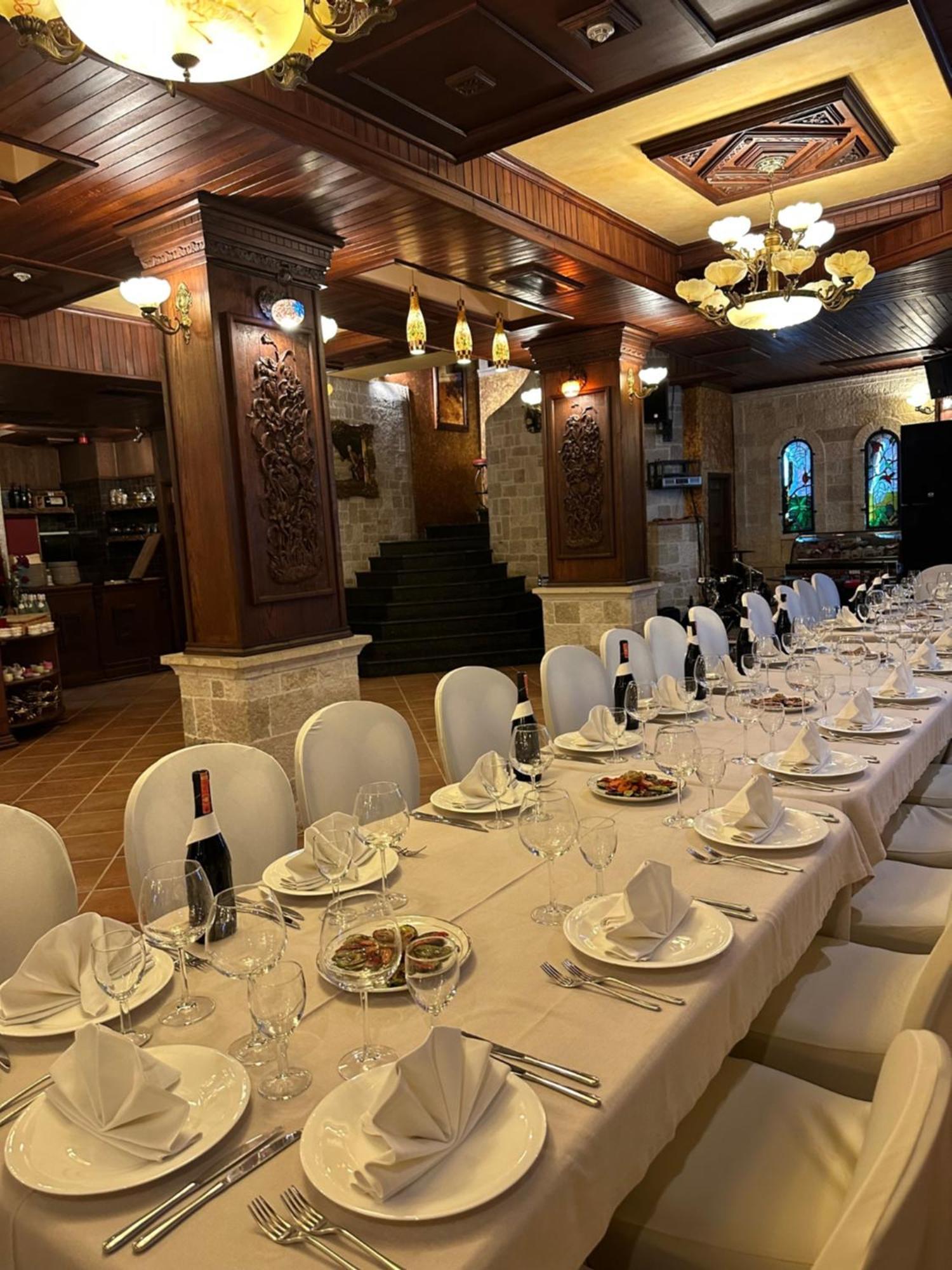Dinasty Tirana